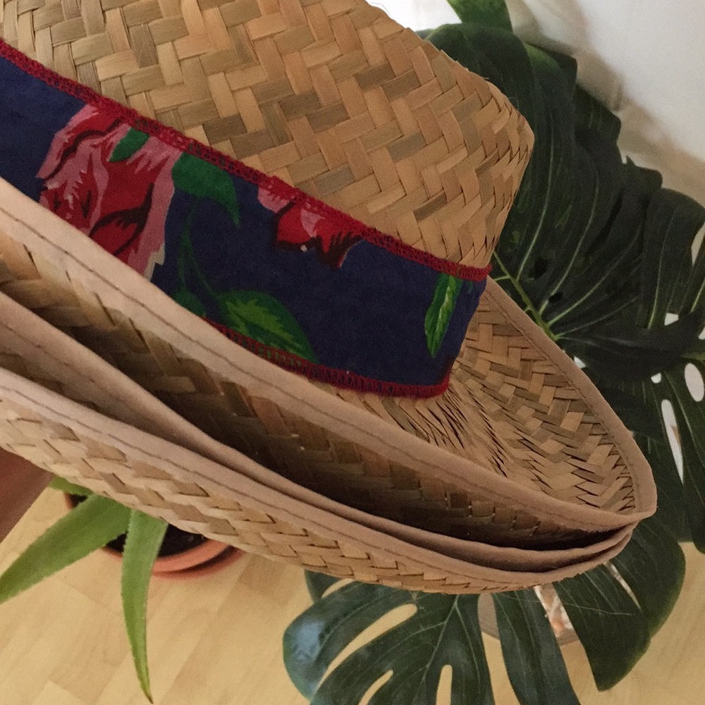 RAFFIA ALOHA HAT - Picture 8 of 11